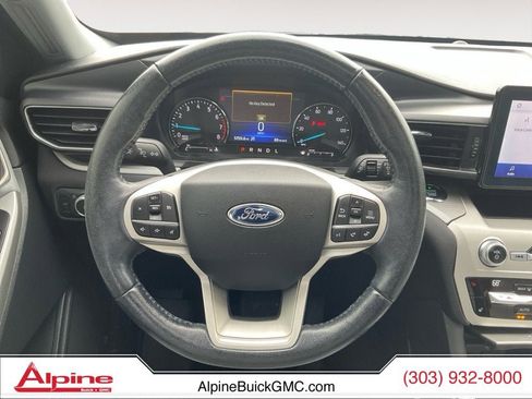 Used 2021 Ford Explorer XLT w/ Equipment Group 202A image 12