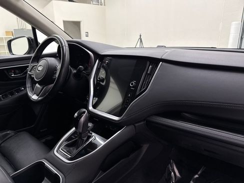 Certified 2022 Subaru Outback Limited image 25