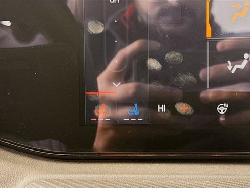 Used 2024 Ford Mustang GT Premium image 21