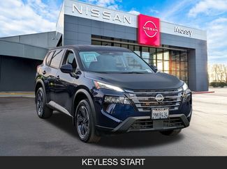 Certified 2025 Nissan Rogue SV video 2