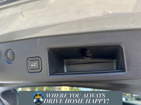 Used 2024 Chevrolet Equinox LT w/ Driver Convenience Package image 22