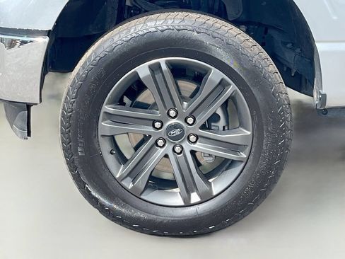 Used 2024 Ford F150 Lariat AWD/4WD image 32