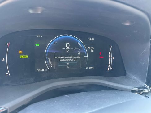 Used 2025 Toyota Camry LE FWD image 6