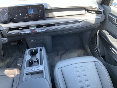 New 2026 Kia EV9 Wind image 14