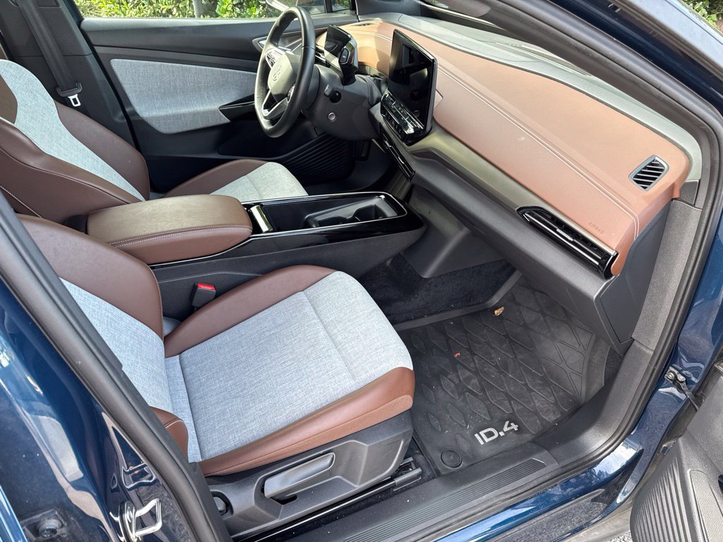 Used 2023 Volkswagen ID.4 Pro RWD image 6