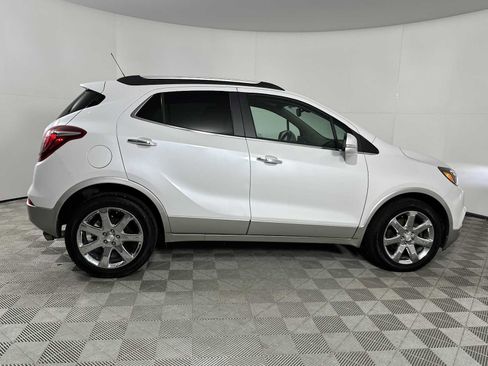Used 2019 Buick Encore Essence w/ Experience Buick Package image 9