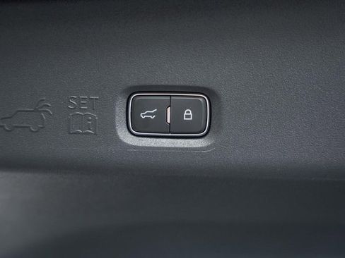 New 2025 Ford Expedition Platinum w/ Stealth Performance Package image 19