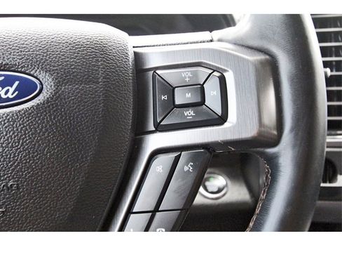 Used 2020 Ford Expedition Platinum image 17