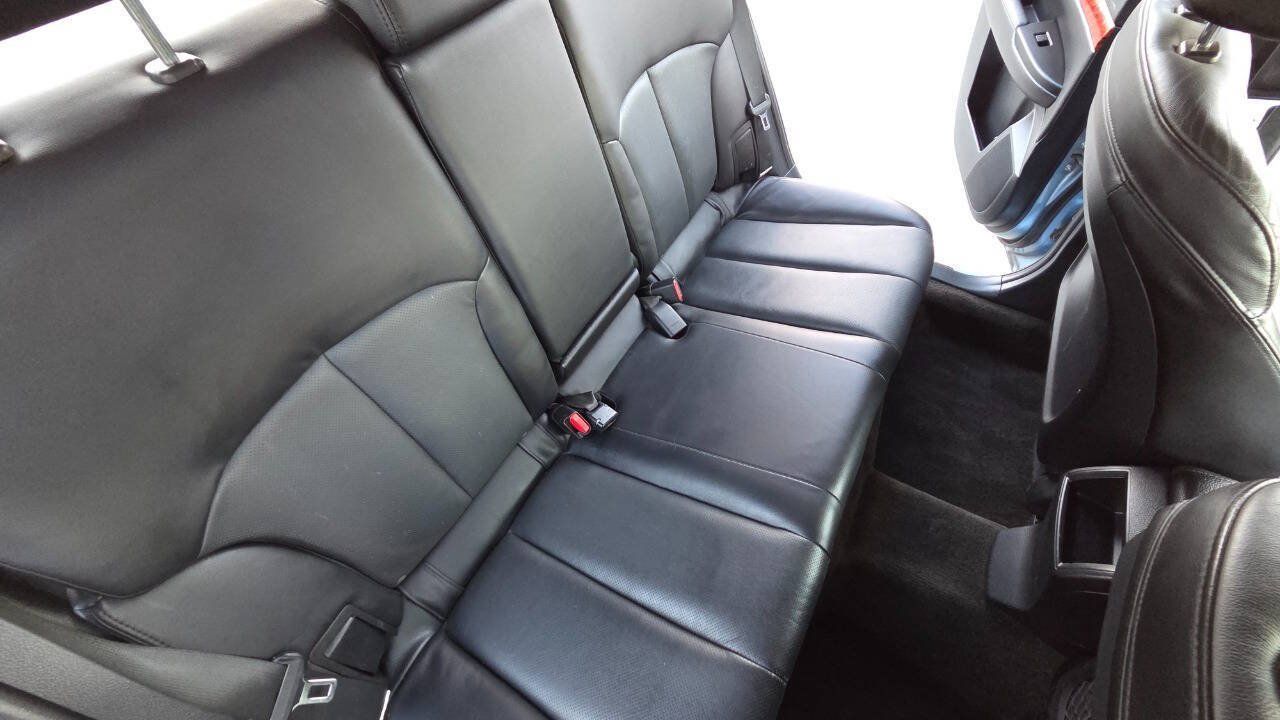 Used 2011 Subaru Outback 2.5i Limited AWD/4WD image 41