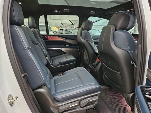 New 2025 Cadillac Escalade IQ Luxury 2 image 28