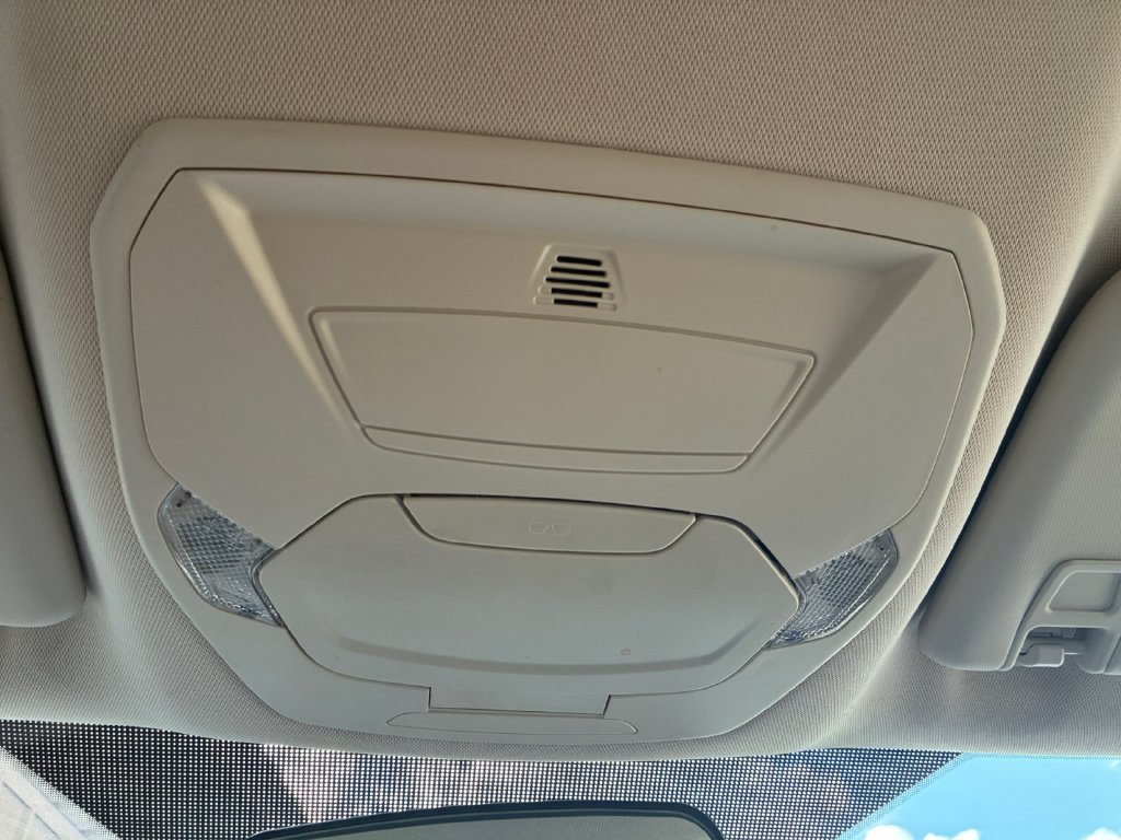 Used 2017 Ford Escape SE w/ Equipment Group 201A FWD image 7