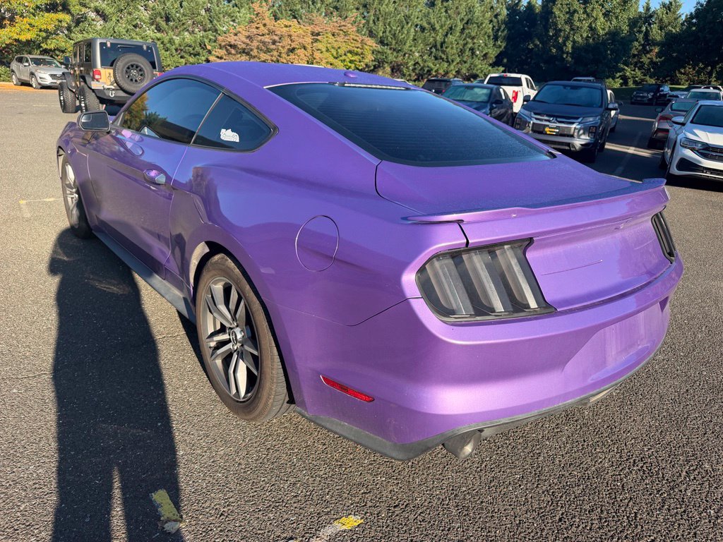 Used 2016 Ford Mustang GT Premium RWD image 5