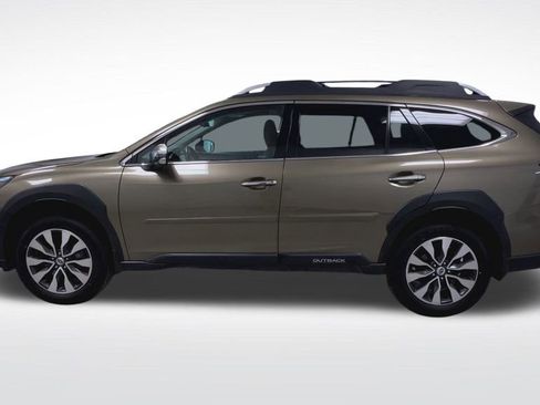 Used 2023 Subaru Outback Touring image 5
