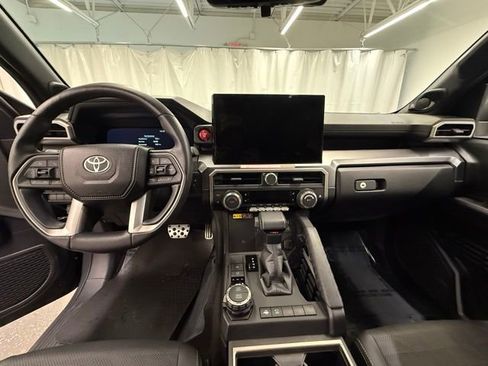 Used 2025 Toyota 4Runner TRD Sport Premium w/ Tow Technology Package image 18