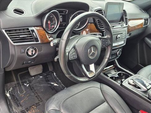 Used 2018 Mercedes-Benz GLS 450 4MATIC image 10