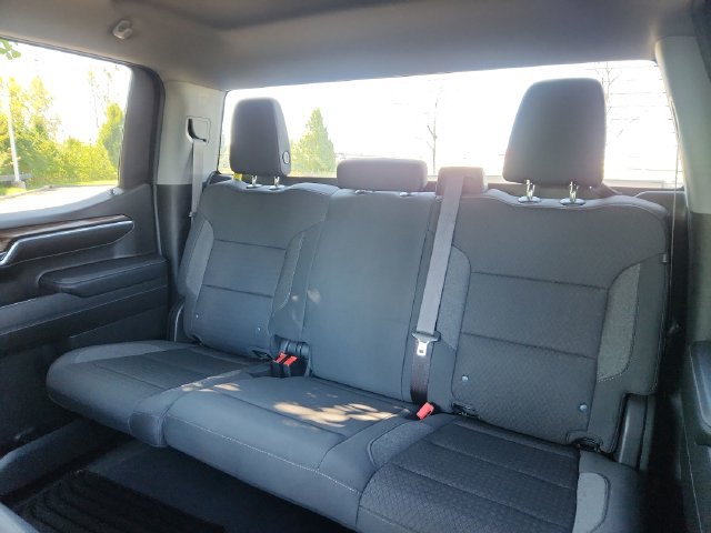 Used 2023 Chevrolet Silverado 1500 RST AWD/4WD image 29