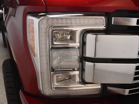 Used 2018 Ford F250 Platinum w/ Platinum Ultimate Package AWD/4WD image 66