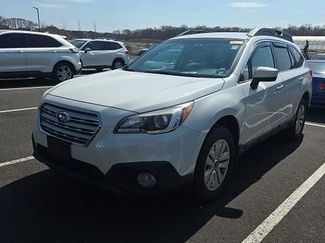 Used 2017 Subaru Outback 2.5i Premium w/ Popular Package #2 video 1