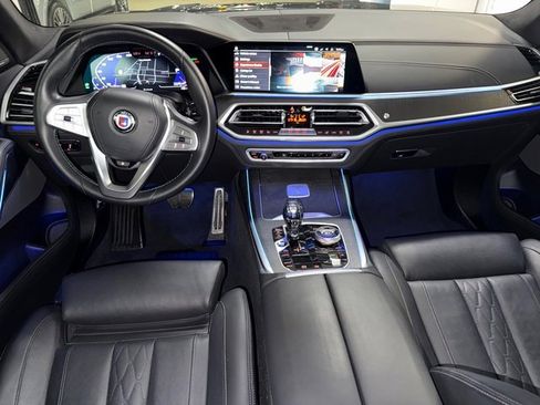 Used 2016 BMW 320i Sedan image 4