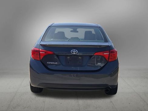 Used 2017 Toyota Corolla SE FWD image 5