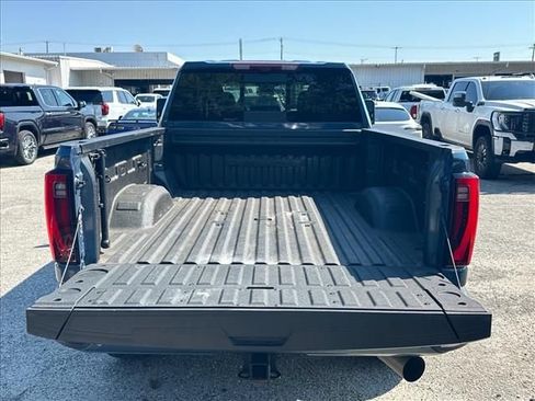 Used 2024 GMC Sierra 2500 Denali w/ Technology Package AWD/4WD image 12