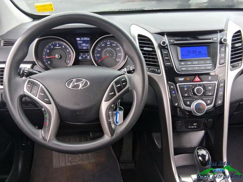 Used 2016 Hyundai Elantra GT FWD image 15