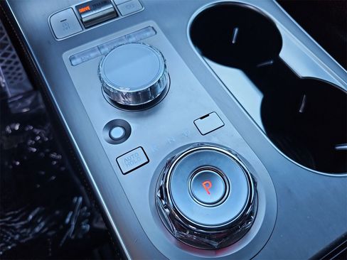 Certified 2026 Genesis GV70 3.5T Sport Advanced image 21