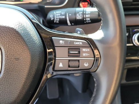 Certified 2023 Honda Pilot Elite image 24