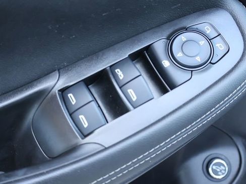 Used 2025 Buick Encore GX Preferred FWD image 14