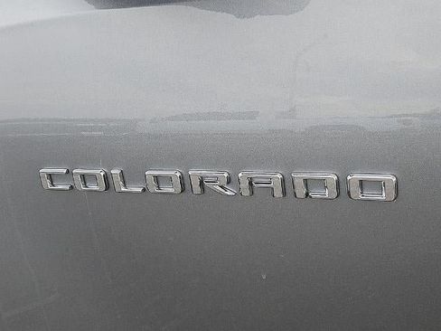 Used 2024 Chevrolet Colorado Z71 w/ Z71 Convenience Package 2 image 14