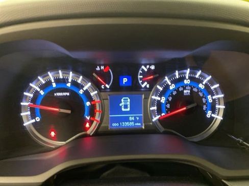 Used 2018 Toyota 4Runner SR5 image 15