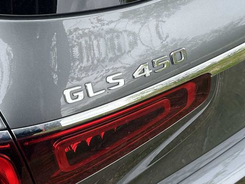 Used 2022 Mercedes-Benz GLS 450 4MATIC image 25