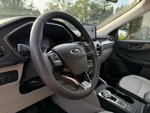 Used 2023 Ford Escape Active w/ Cold Weather Package image 37