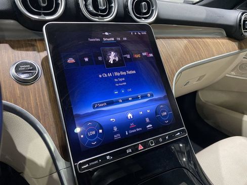 Used 2023 Mercedes-Benz C 300 4MATIC Sedan w/ Exclusive Trim Package image 7