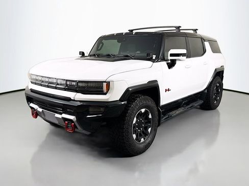 Used 2024 GMC Hummer EV 2X w/ Extreme Off-Road Package image 3