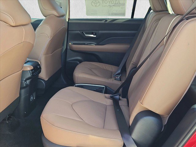 New 2026 Toyota Grand Highlander AWD image 15