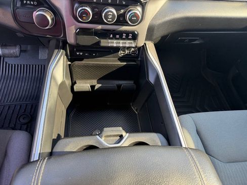Used 2019 RAM 1500 Big Horn RWD image 36