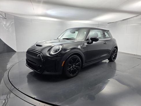 Used 2024 MINI Cooper S FWD image 8