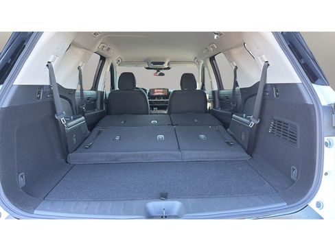 New 2026 Nissan Pathfinder SV AWD/4WD image 19