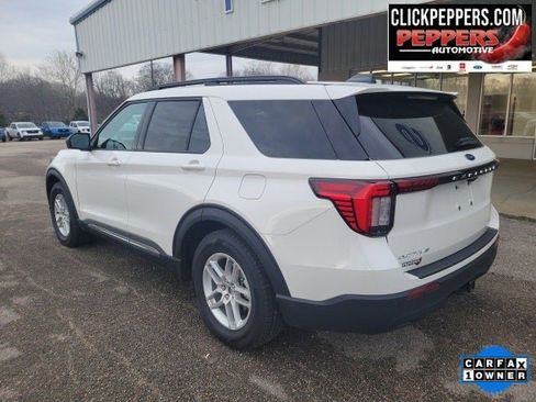 Used 2025 Ford Explorer Active image 3