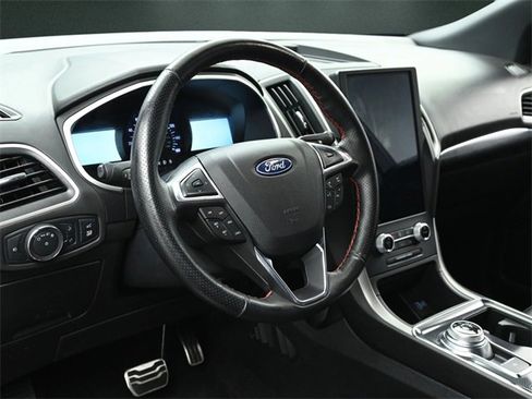 Used 2021 Ford Edge ST-Line image 23