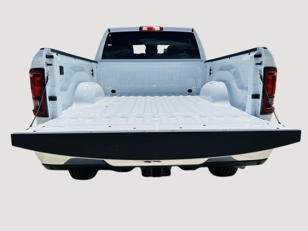 New 2025 RAM 2500 Big Horn AWD/4WD image 25