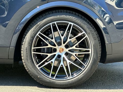 New 2026 Porsche Cayenne E-Hybrid image 32