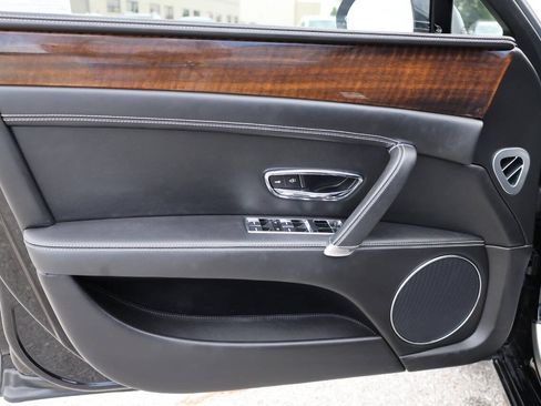 Used 2017 Bentley Flying Spur S V8 AWD/4WD image 12