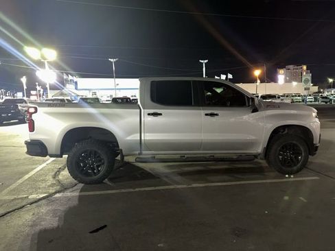 Used 2021 Chevrolet Silverado 1500 LT Trail Boss w/ Bed Protection Package image 19