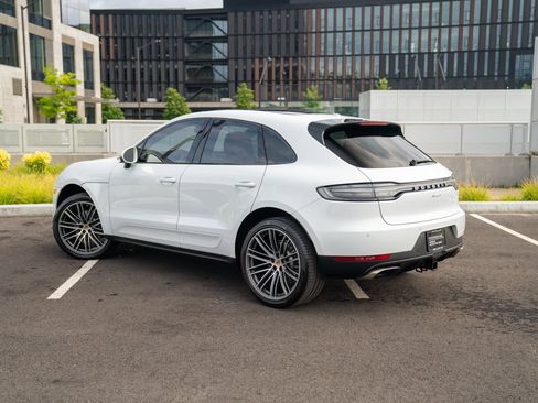 Used 2020 Porsche Macan AWD/4WD image 3