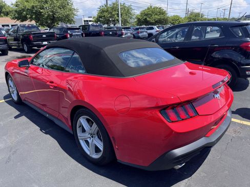 Used 2026 Ford Mustang Premium RWD image 6