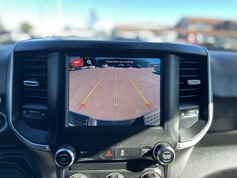 Used 2022 RAM 2500 Big Horn image 22