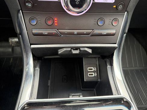 Used 2019 Ford Edge Titanium w/ Equipment Group 301A image 28