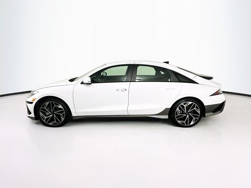 Used 2024 Hyundai Ioniq 6 SEL RWD image 4